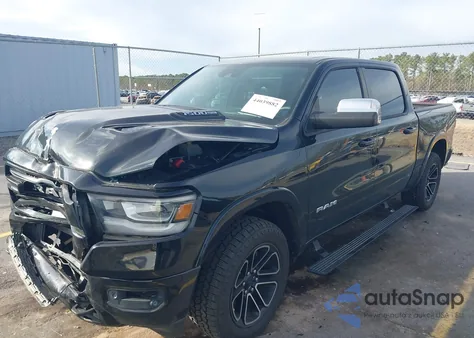 2019 Ram 1500 Laramie 4X4 5'7 Box z USA, uszkodzony, nr VIN 1C6SRFJT7KN612994